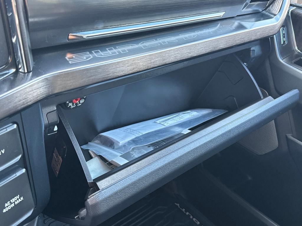 Used 2023 Ford F350 Lariat w/ Chrome Package image 31