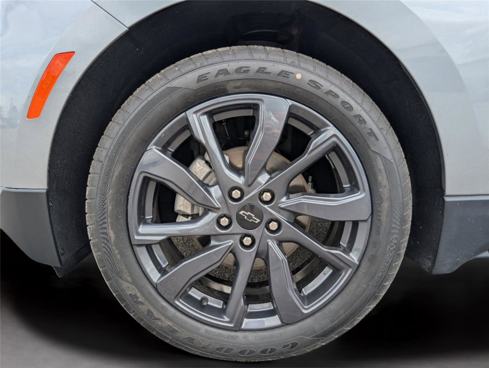 Used 2024 Chevrolet Equinox RS w/ RS Leather Package image 9