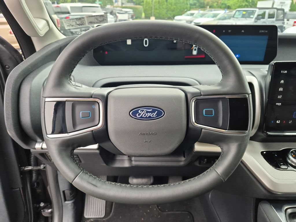 New 2026 Ford Expedition Active AWD/4WD image 14