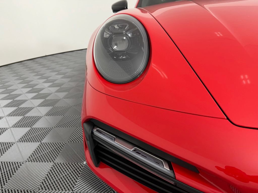 Certified 2025 Porsche 911 Turbo AWD/4WD image 9
