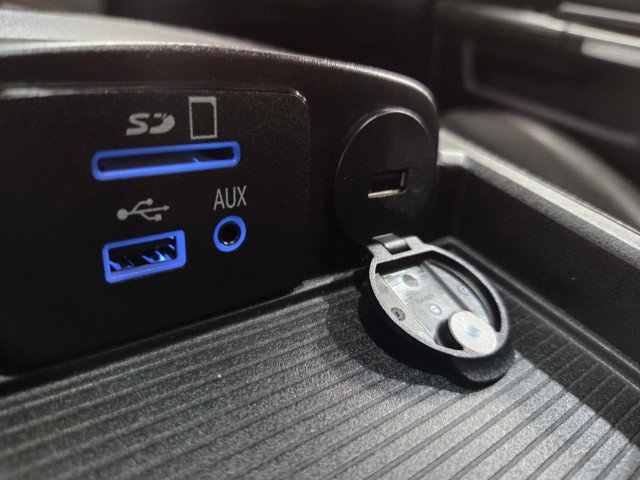 Used 2016 RAM 2500 Limited image 83