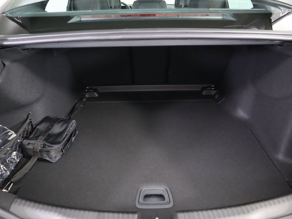 New 2025 Mercedes-Benz C 300 Sedan image 30