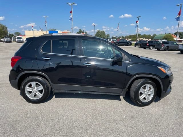 Used 2020 Chevrolet Trax LT w/ Driver Confidence Package FWD image 12