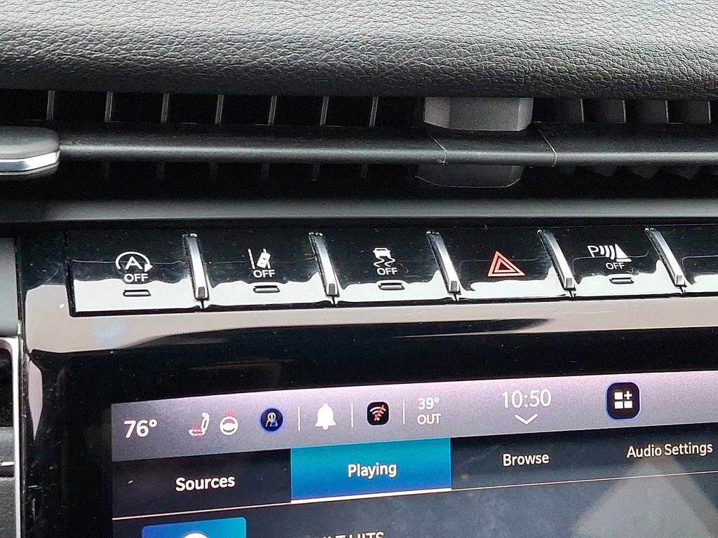 Used 2023 Jeep Grand Cherokee Limited w/ Luxury Tech Group II image 28