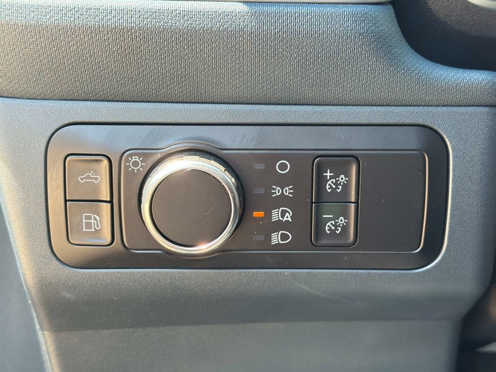 Used 2024 Ford Maverick Lariat w/ Black Appearance Package FWD image 32