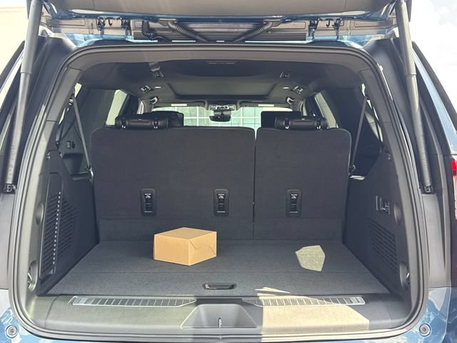 New 2026 GMC Yukon XL Denali w/ Denali Reserve Package AWD/4WD image 13