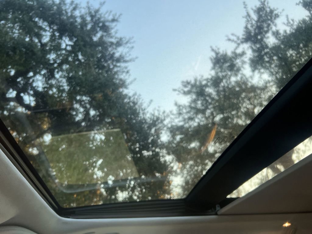 Used 2018 Jeep Grand Cherokee Summit image 16