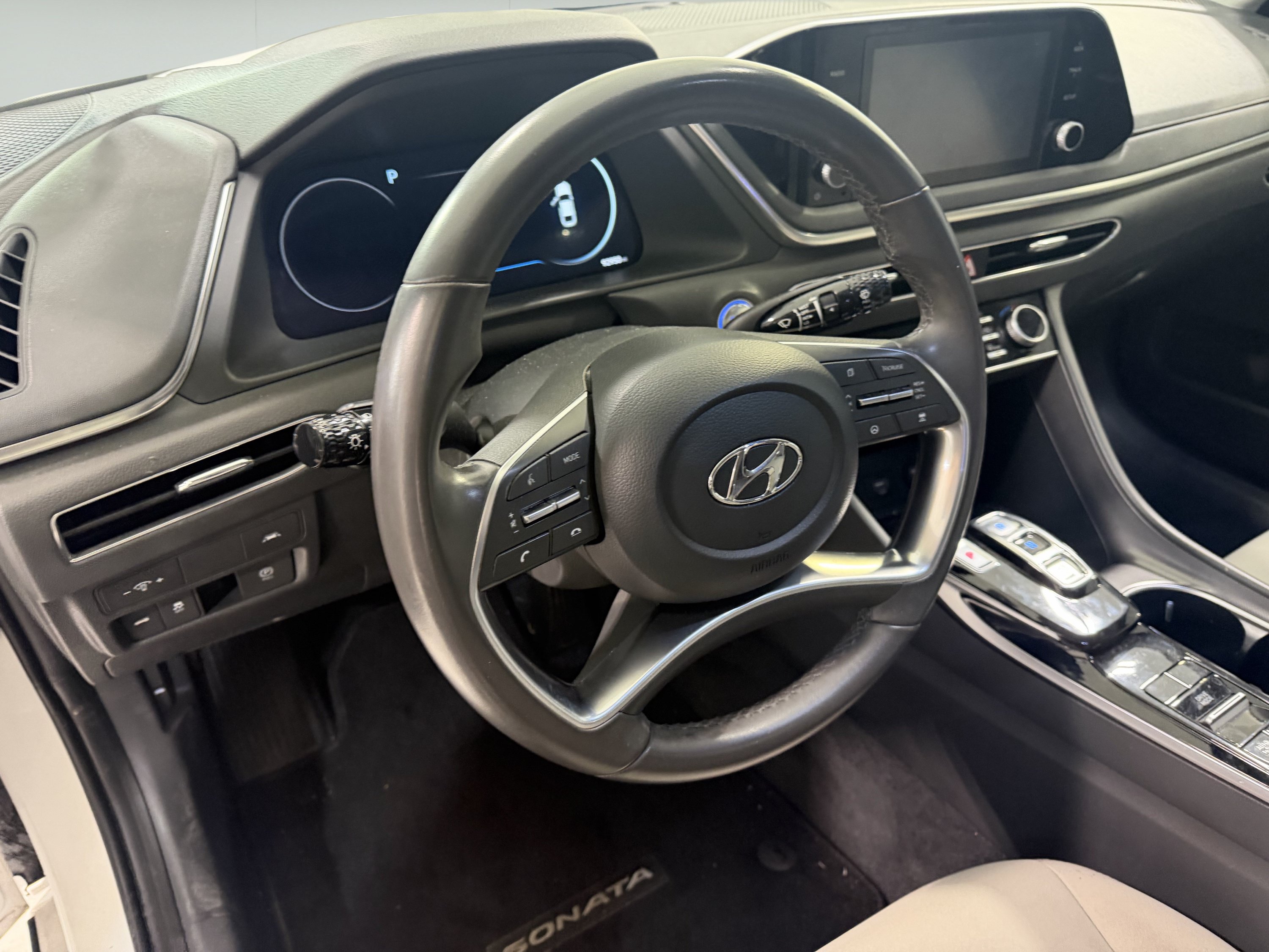 Used 2022 Hyundai Sonata SEL w/ Convenience Package FWD image 13