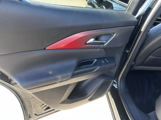 Used 2024 Chevrolet Equinox EV RS FWD image 15