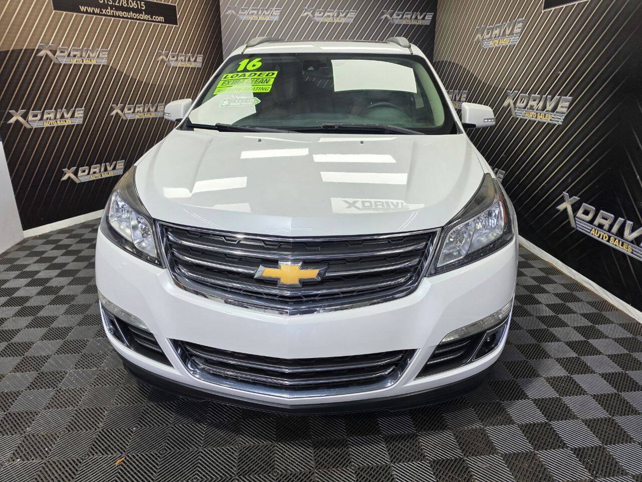 Used 2016 Chevrolet Traverse LTZ FWD image 3