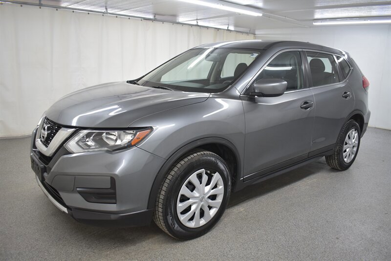Used 2017 Nissan Rogue S FWD image 3