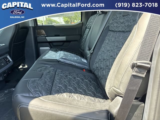 New 2026 Ford F250 Lariat w/ Black Appearance Package AWD/4WD image 18