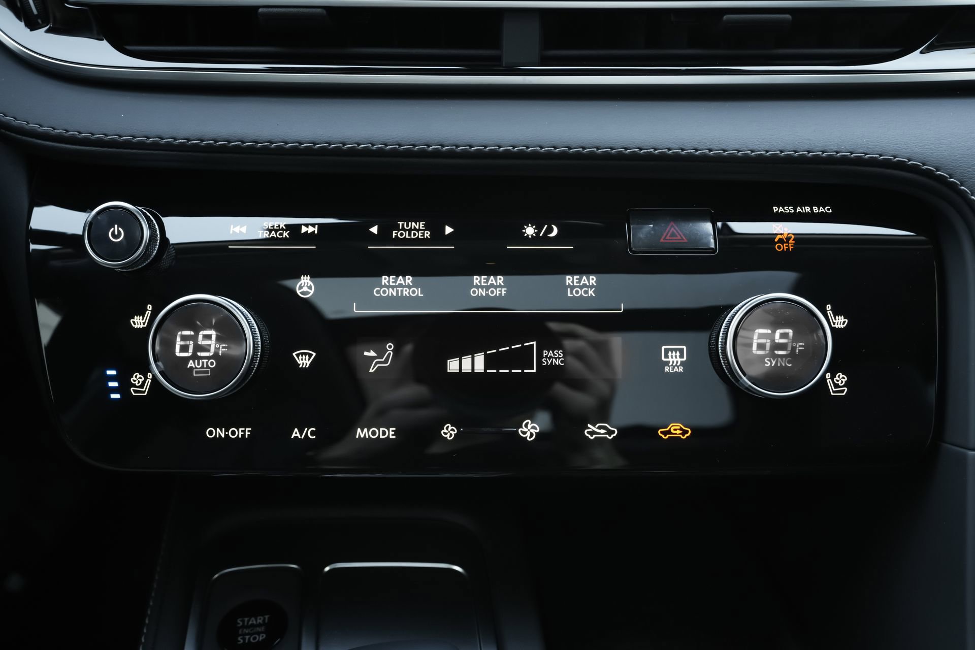 New 2026 INFINITI QX60 Luxe w/ Cargo Package image 14