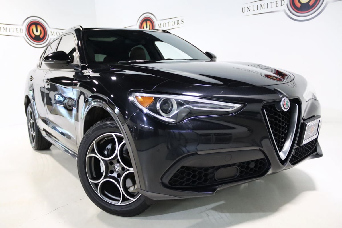 Used 2022 Alfa Romeo Stelvio Ti AWD/4WD image 70