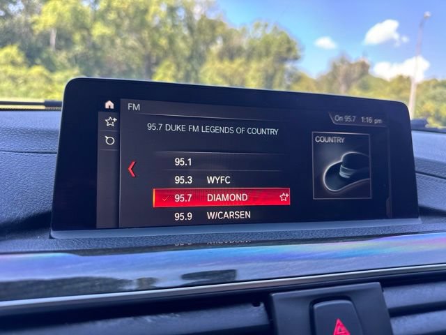 Used 2018 BMW 330i xDrive Sedan AWD/4WD image 19