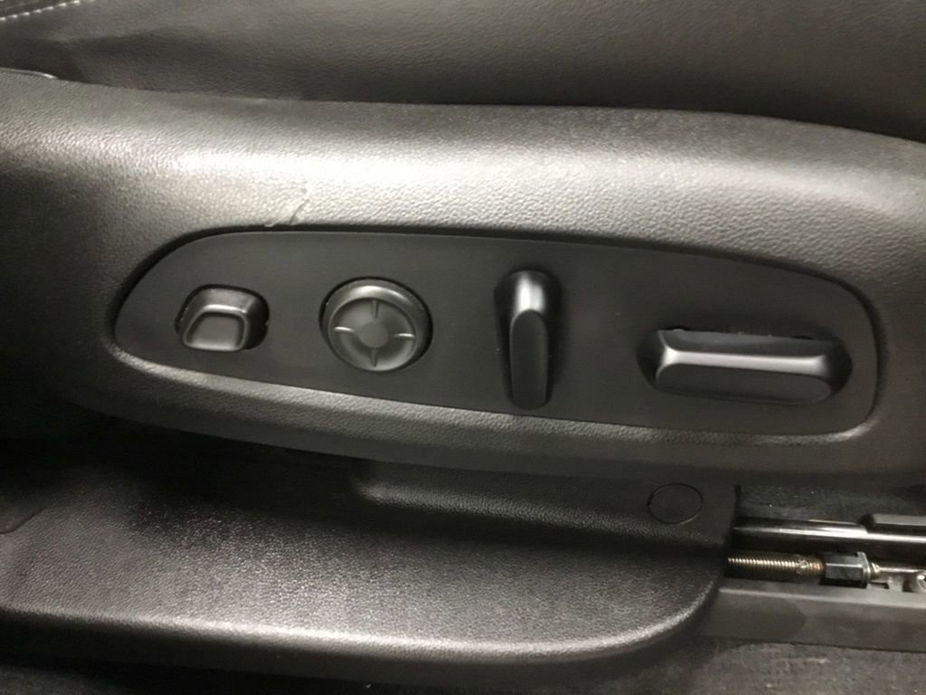 Used 2021 Buick Enclave Avenir w/ Avenir Technology Package image 27