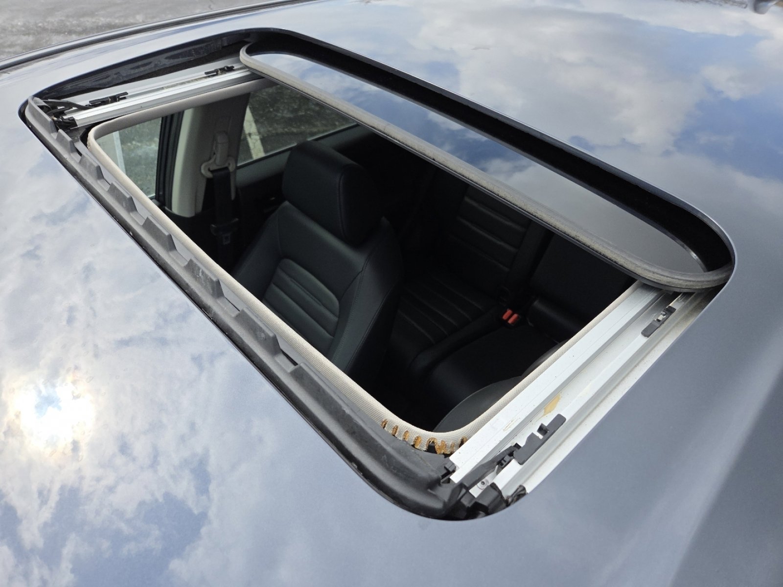 Certified 2024 Honda CR-V EX-L image 4