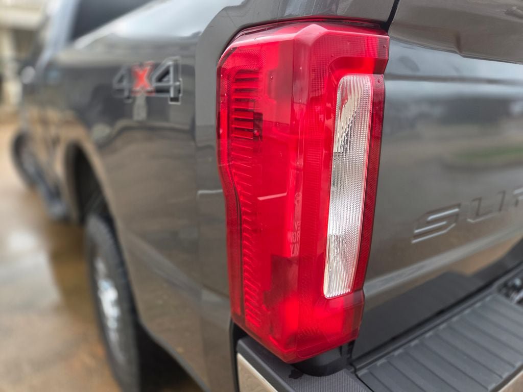 Used 2025 Ford F250 XLT AWD/4WD image 33