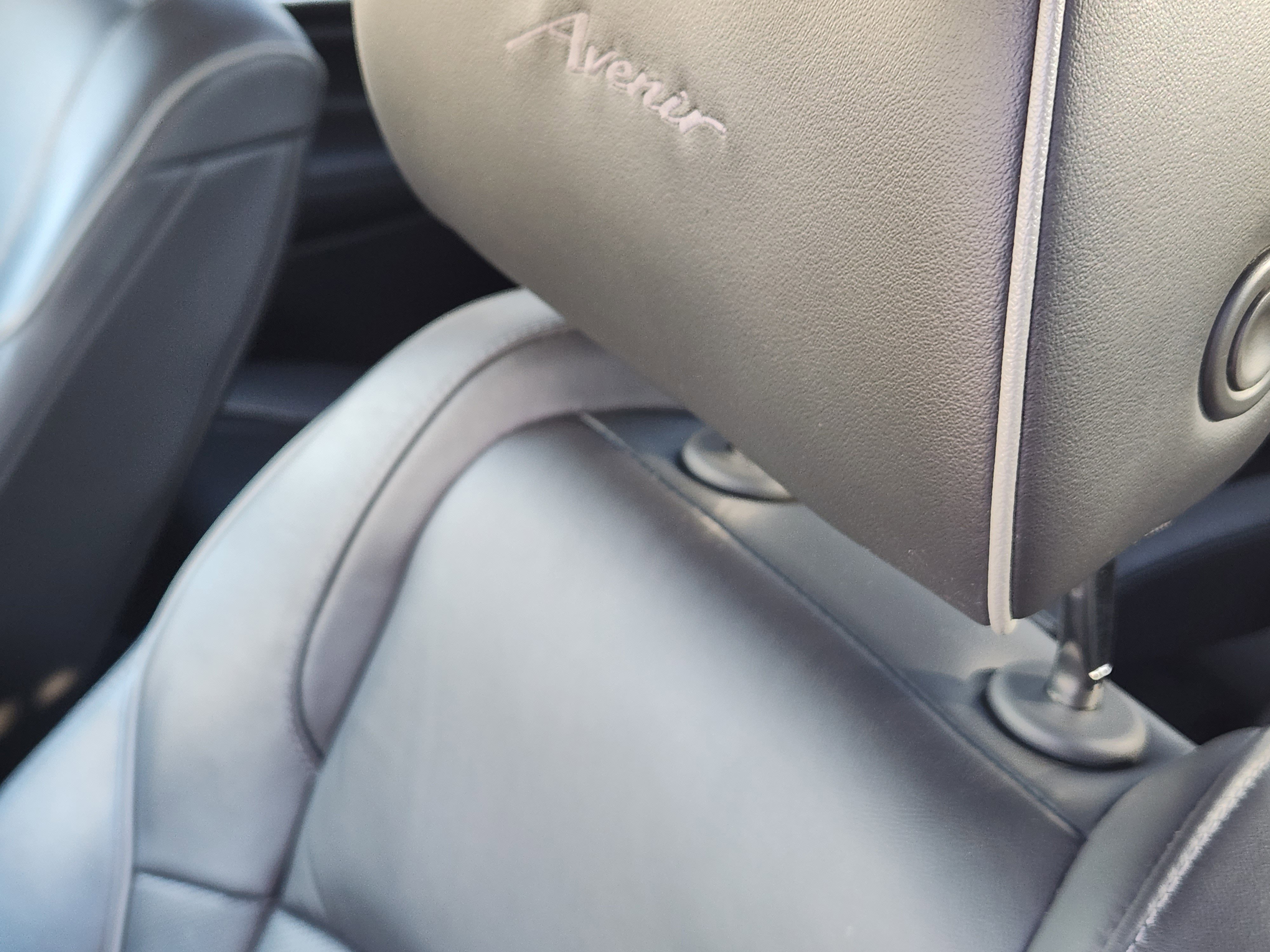 Used 2019 Buick Enclave Avenir w/ Avenir Technology Package image 16