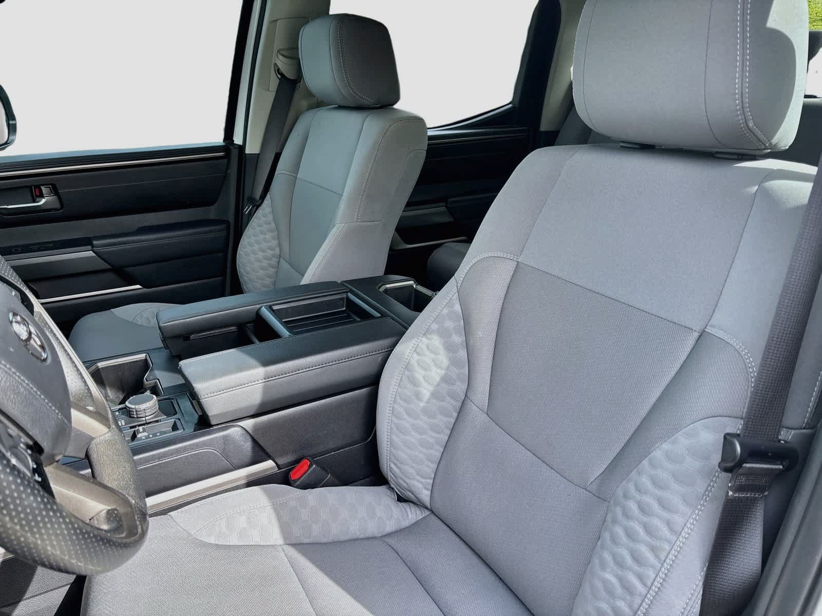 Used 2024 Toyota Tundra SR5 AWD/4WD image 21