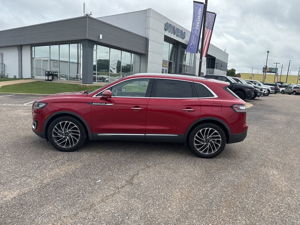 Used 2020 Lincoln Nautilus Reserve w/ Equipment Group 201A FWD image 9