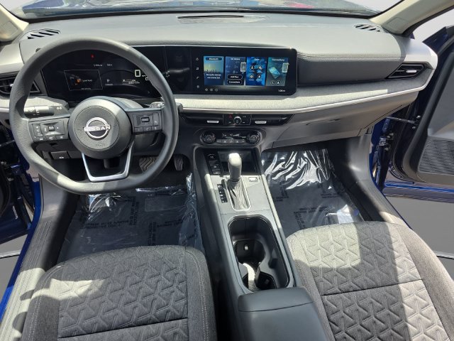 Used 2026 Nissan Kicks SV FWD image 17