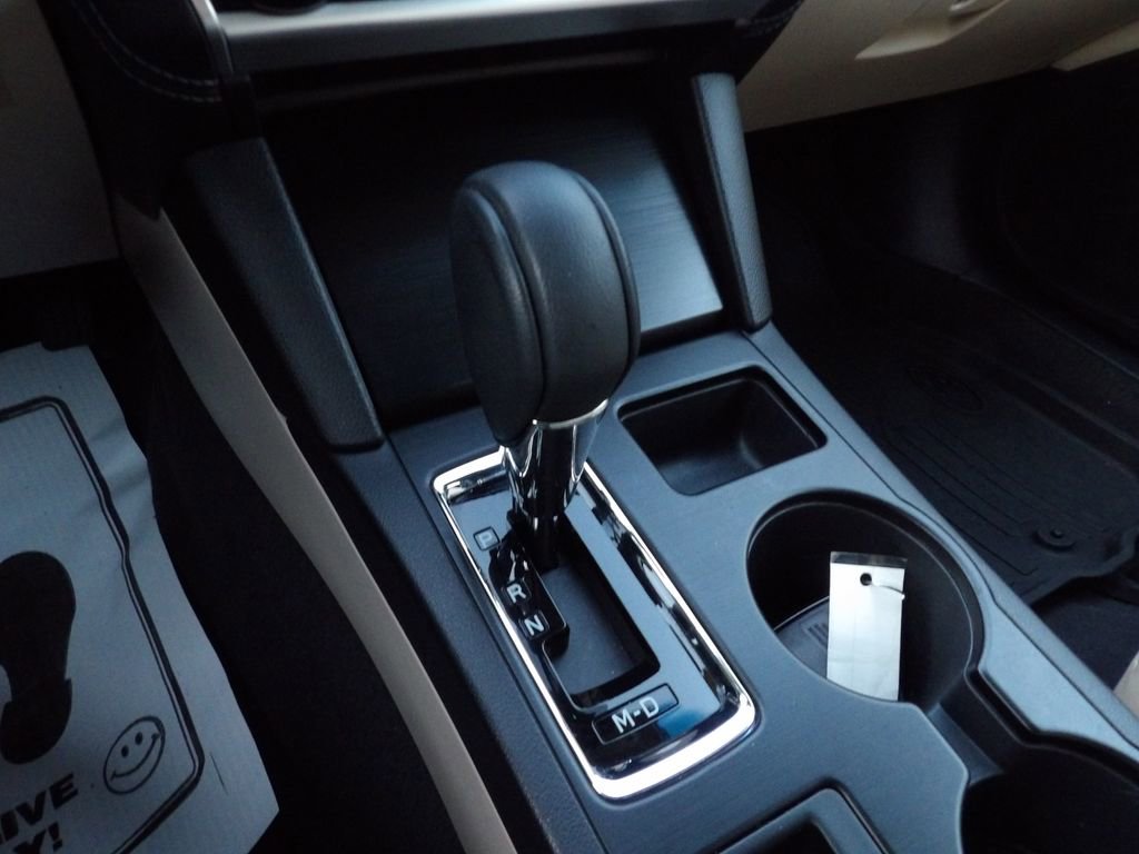 Used 2019 Subaru Outback 2.5i Limited w/ Popular Package #2 image 25