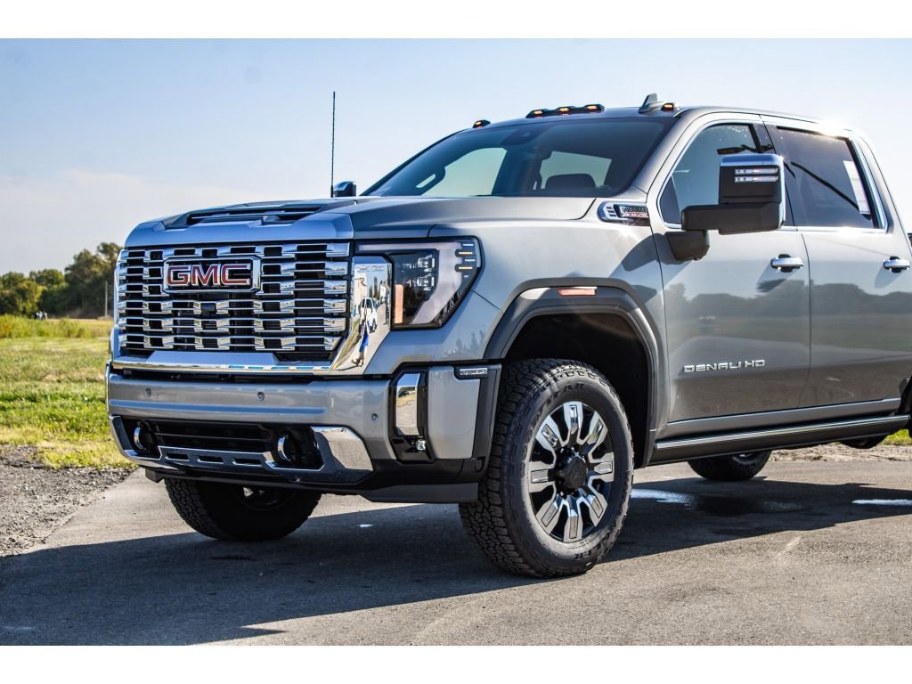 New 2026 GMC Sierra 2500 Denali w/ Denali Reserve Package image 18