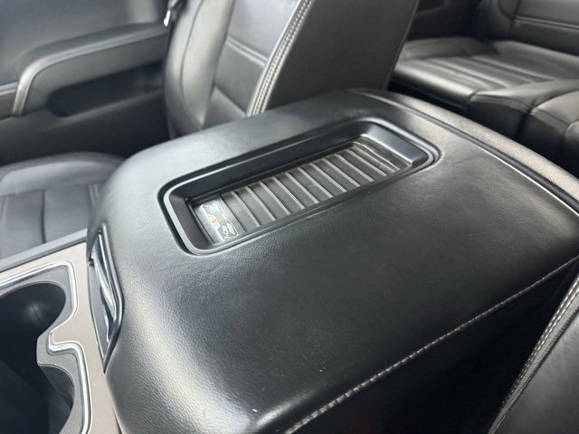 Used 2018 GMC Sierra 3500 Denali w/ Duramax Plus Package image 32