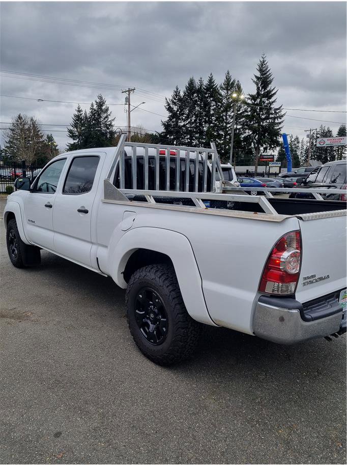 Used 2015 Toyota Tacoma 4x4 Double Cab image 3