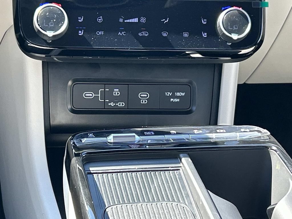 New 2026 Hyundai Tucson Limited AWD/4WD image 28