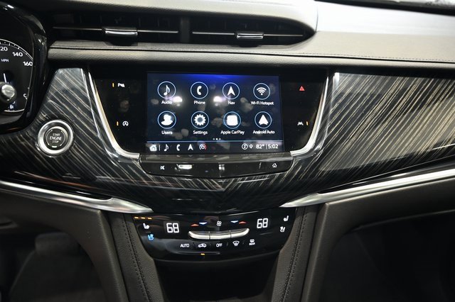 Used 2025 Cadillac XT6 Premium Luxury image 16