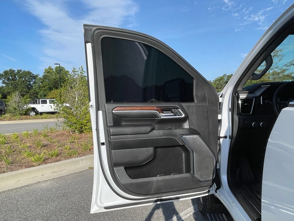 Used 2024 GMC Sierra 2500 Denali w/ Denali Reserve Package AWD/4WD image 54