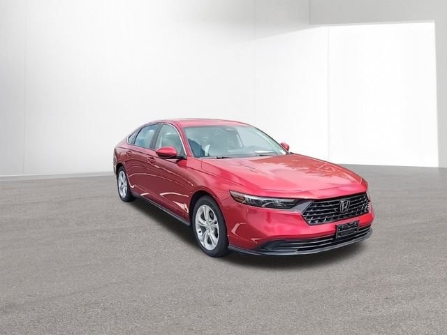 Used 2023 Honda Accord LX image 2