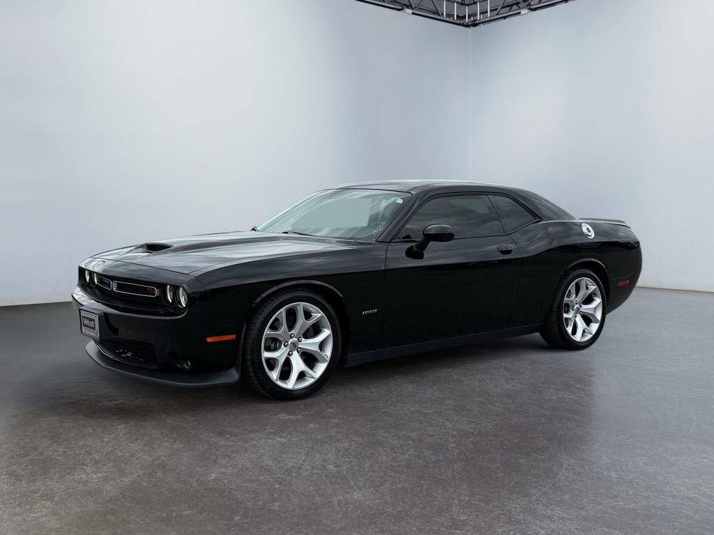 Used 2019 Dodge Challenger R/T RWD image 7