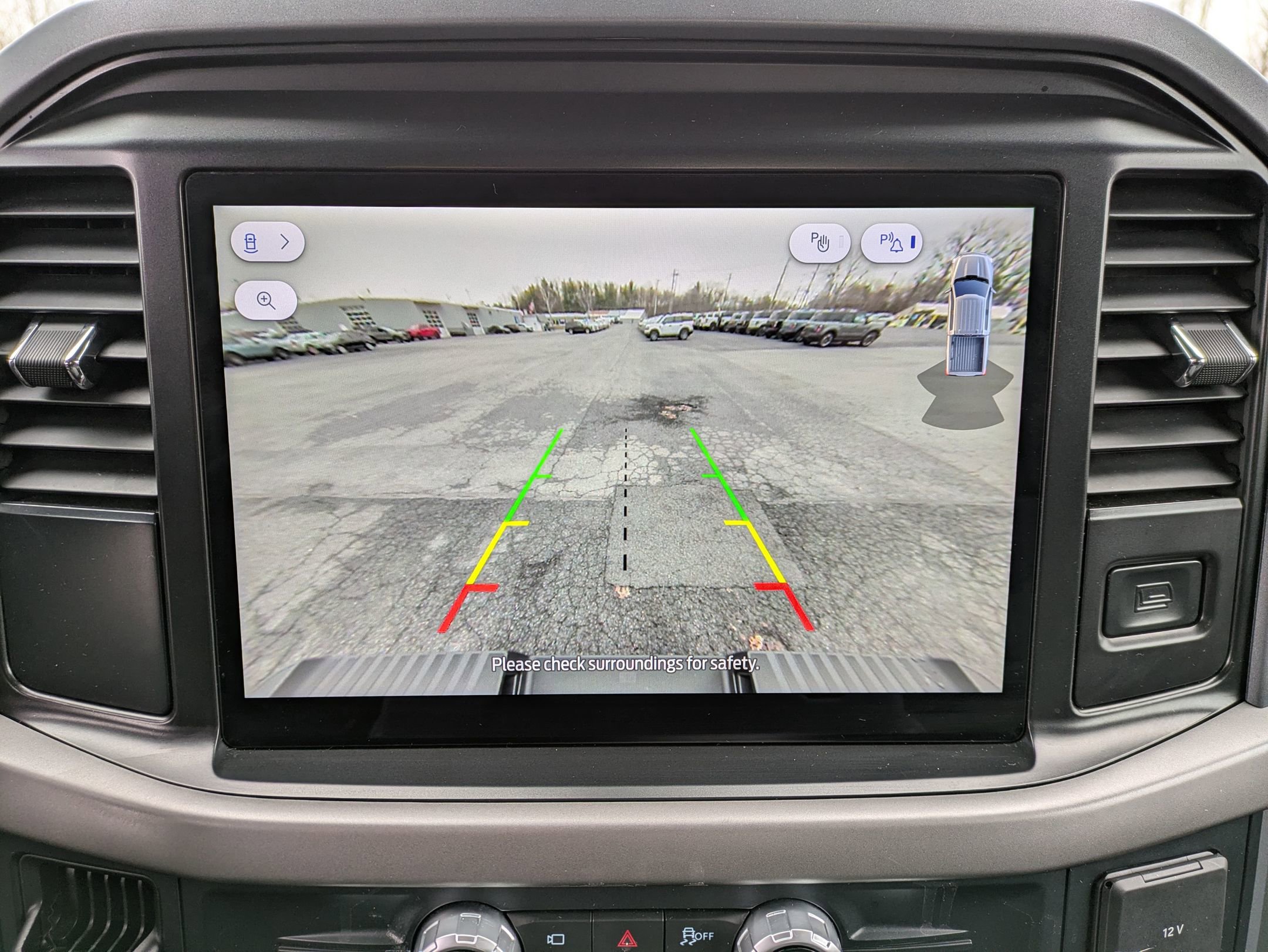 Used 2025 Ford F150 XLT w/ Equipment Group 301A Standard image 12