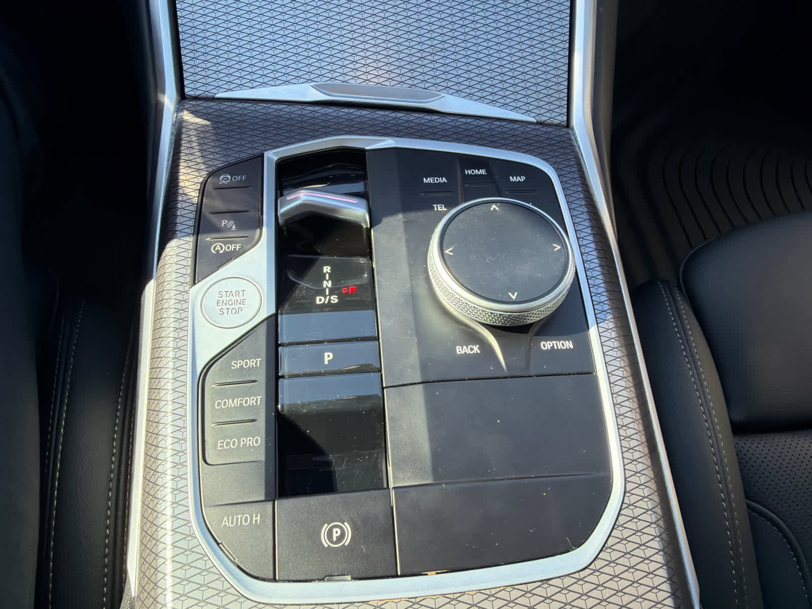 Certified 2025 BMW 330i xDrive Sedan w/ M Sport Package image 23