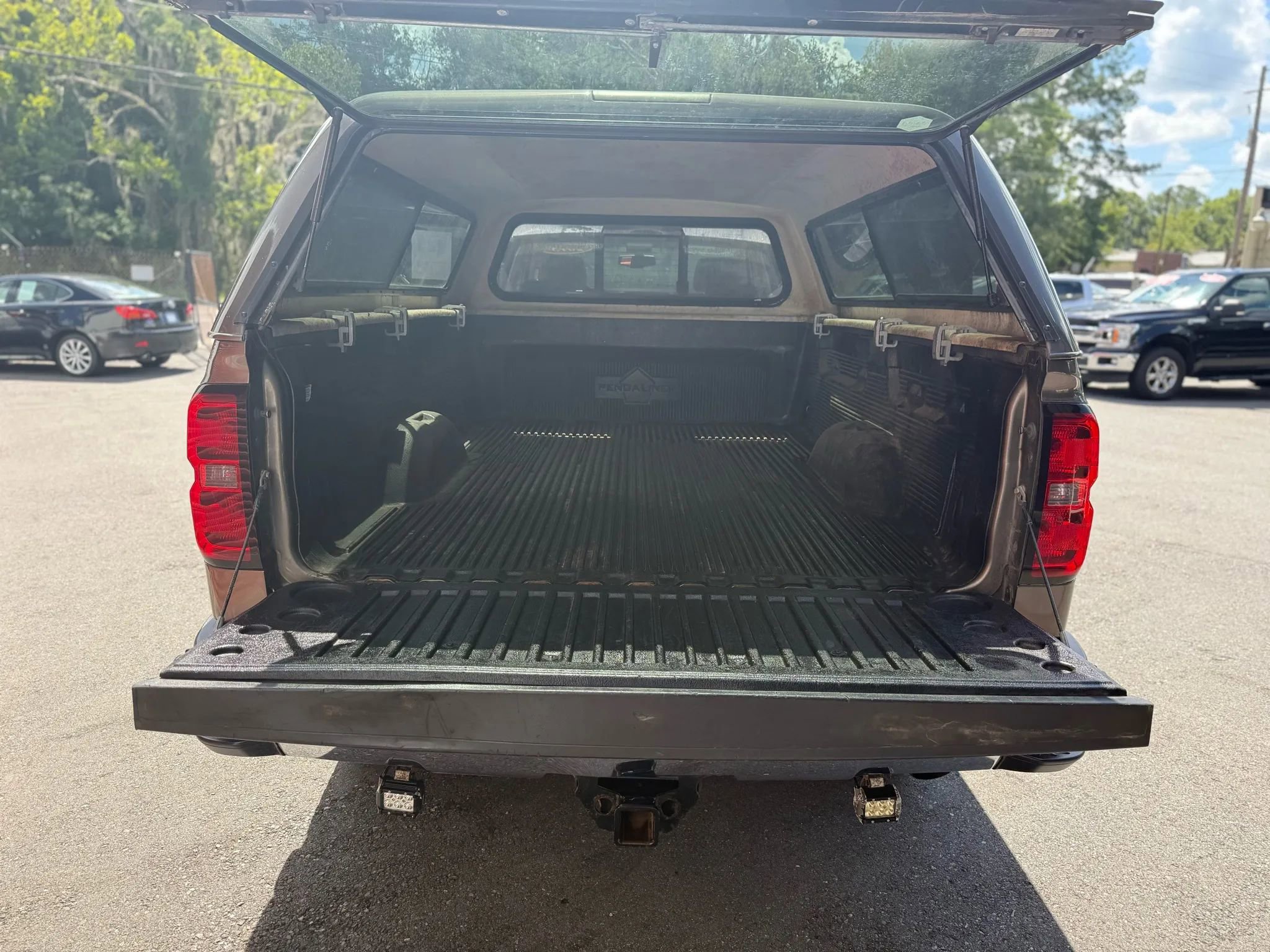 Used 2015 Chevrolet Silverado 2500 LTZ w/ LTZ Plus Package image 34