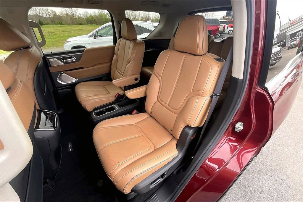 Used 2025 INFINITI QX80 Sensory AWD/4WD image 24