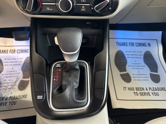 Used 2022 Kia Soul LX image 21