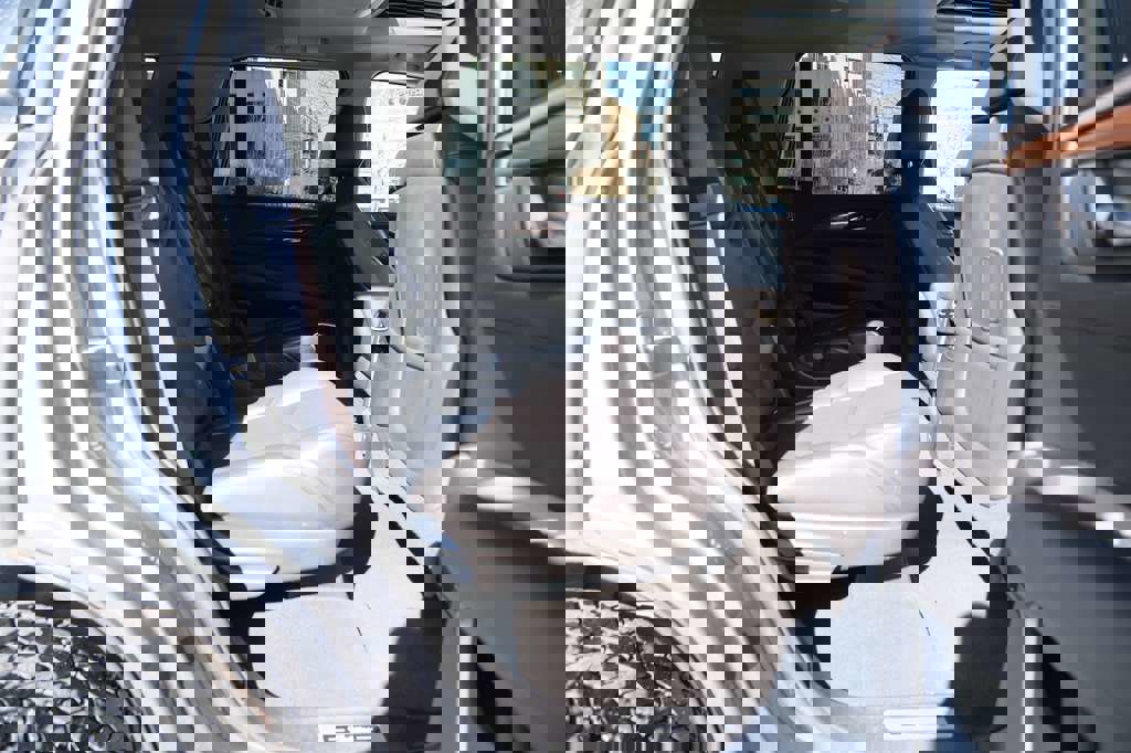 Used 2020 Cadillac Escalade Luxury image 27