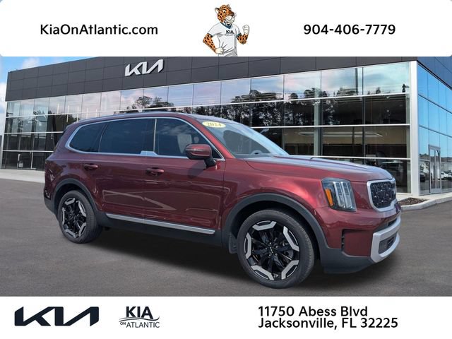 Used 2024 Kia Telluride EX w/ EX Captain's Chair Package