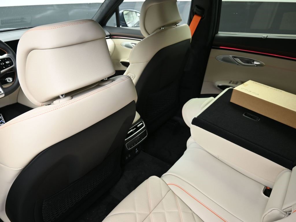 New 2026 Genesis GV70 3.5T Sport Prestige image 18