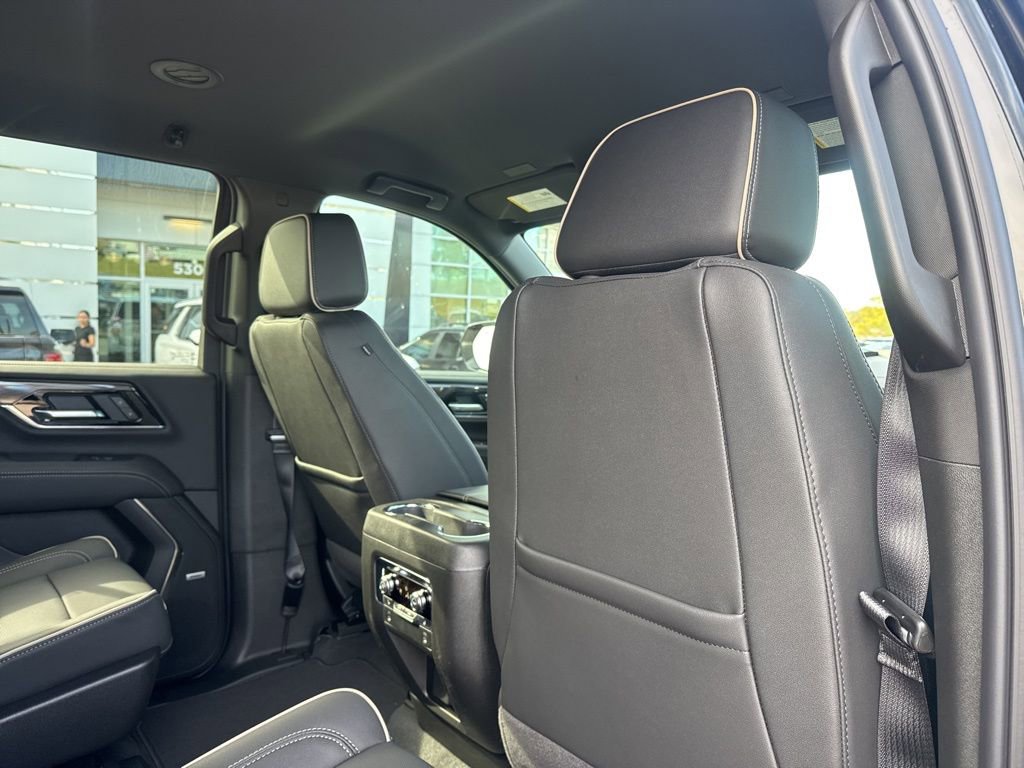 New 2026 GMC Yukon Elevation AWD/4WD image 25