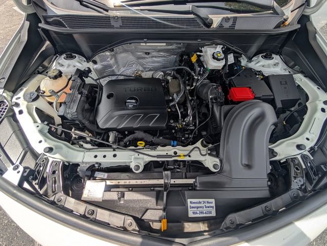 Used 2023 Buick Encore GX Essence w/ Experience Buick Package FWD image 21