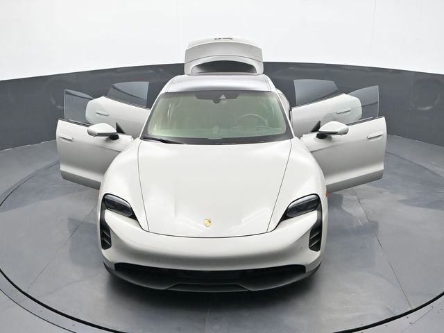 Certified 2024 Porsche Taycan GTS image 31