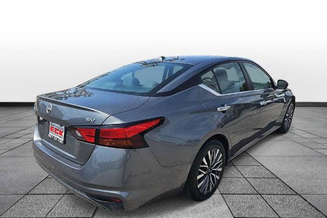 Used 2024 Nissan Altima 2.5 SV FWD image 5