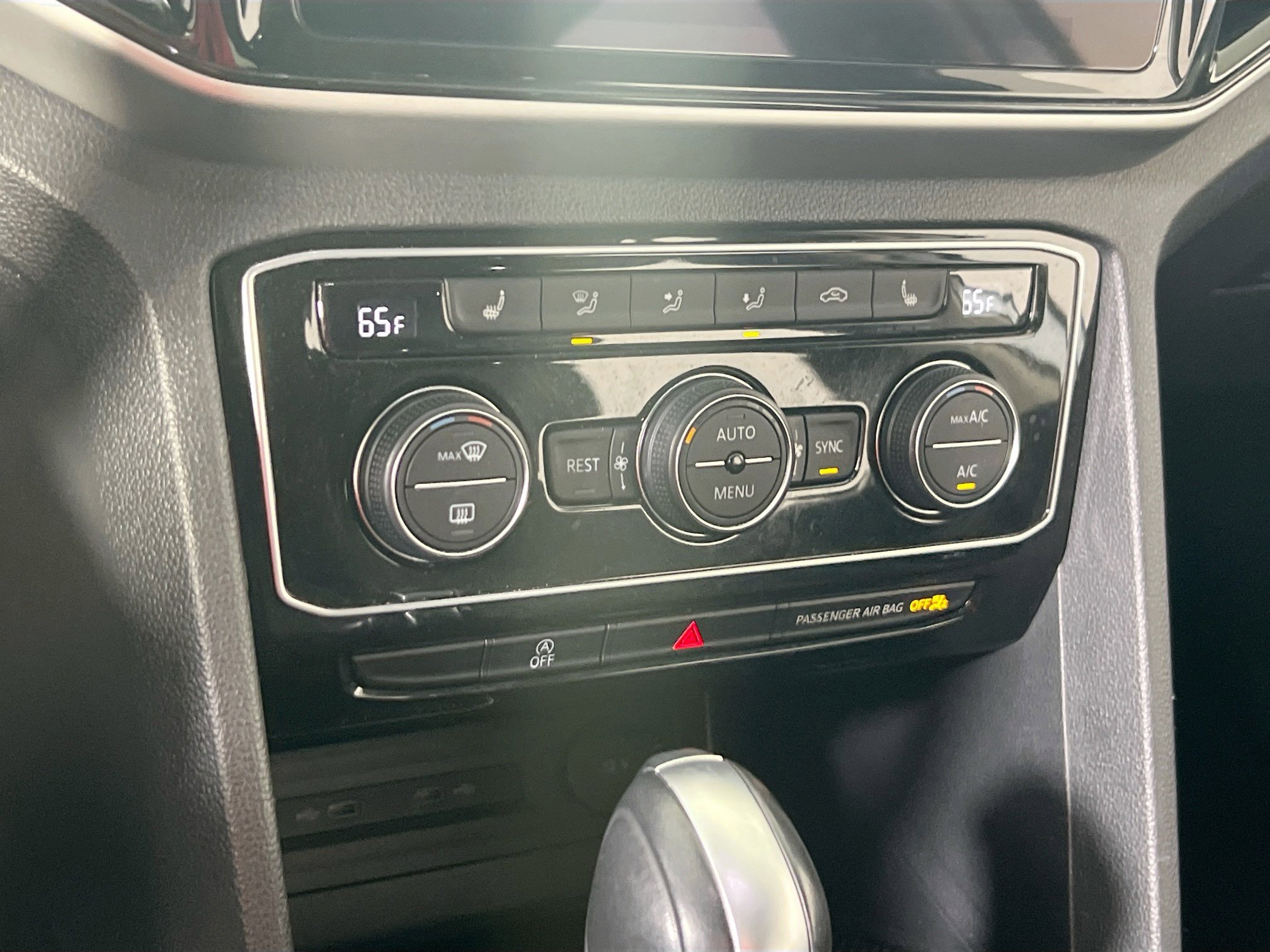 Used 2023 Volkswagen Atlas SEL R-Line image 16