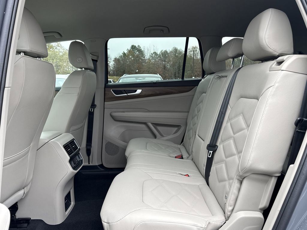 New 2026 Volkswagen Atlas SE image 13