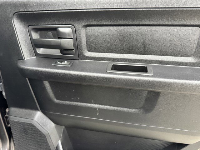 Used 2017 RAM 1500 Express image 11